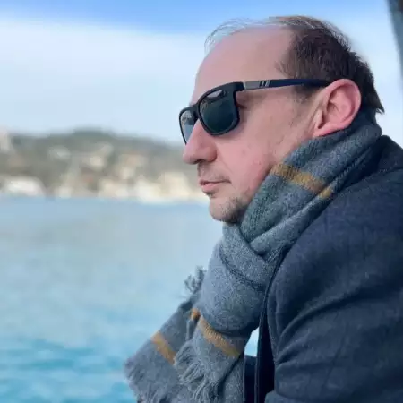 Kam, 44Ресей