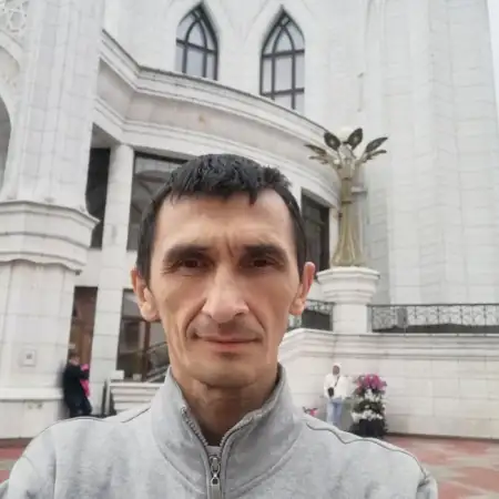 Ramil, 48Ресей