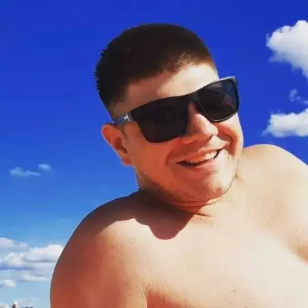 Linar, 33Ресей 