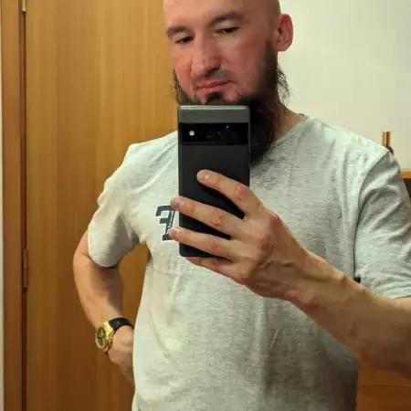 Aynur, 35Ресей 