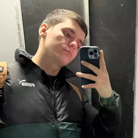 Renat, 27Ресей