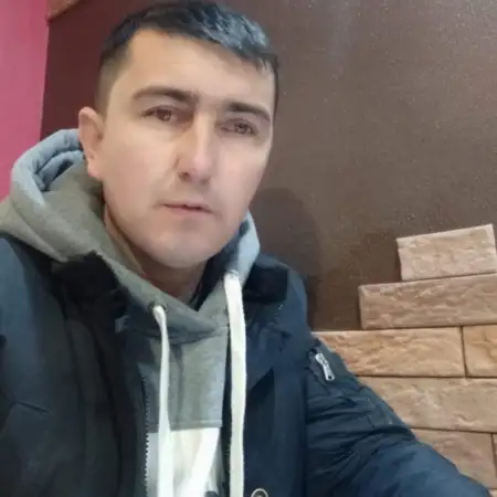 Farhad, 37Ресей 