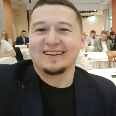 Ramil, 34Ресей