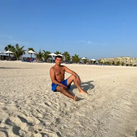 Almir, 44Ресей 