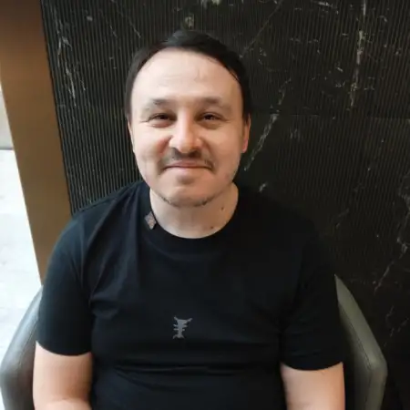 Ravil, 41Ресей