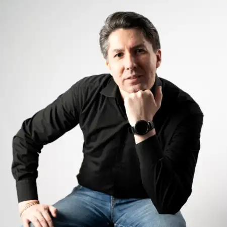 Marat, 36Ресей 