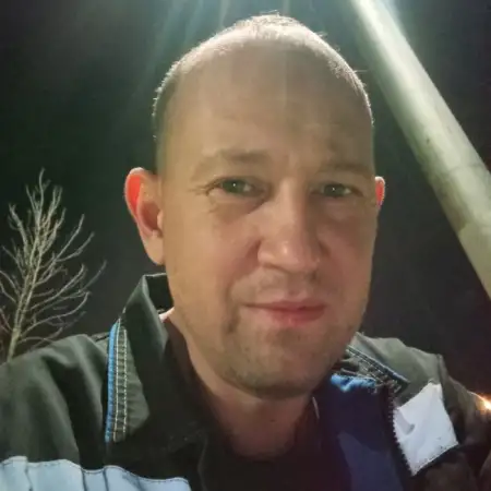 Damir, 42Ресей