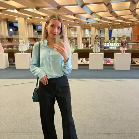 Zulfiya, 35Ресей
