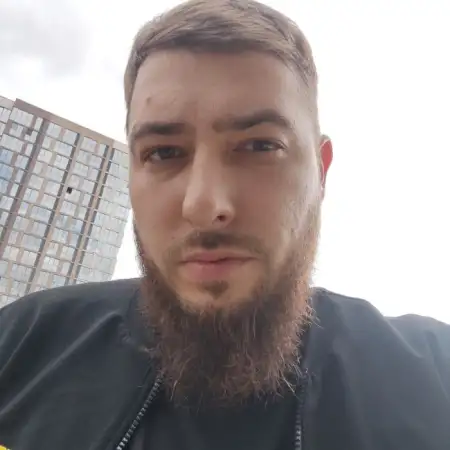 Ilyas, 33Ресей