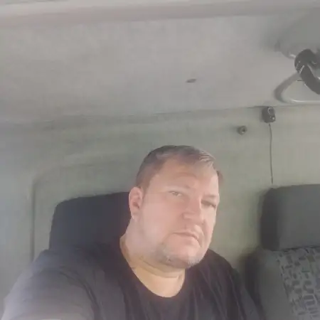 Samir, 46Ресей 