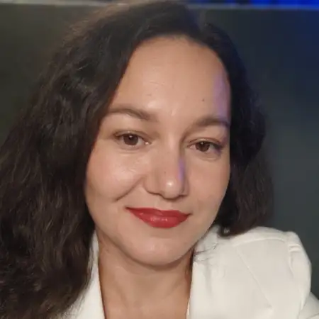 Alfiya, 38Ресей 