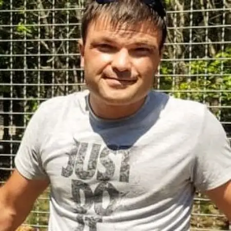 Ruslan, 40Ресей 