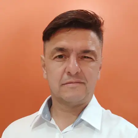 Rinat, 49Ресей 