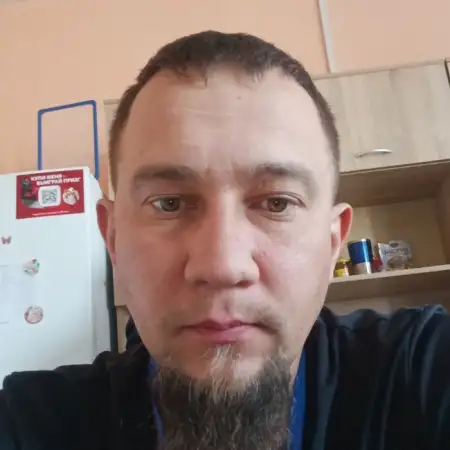 Ahmad, 36Ресей
