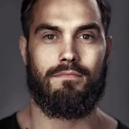 Adel, 37Ресей