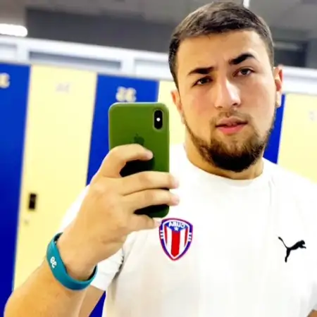 Hakim, 28Ресей 