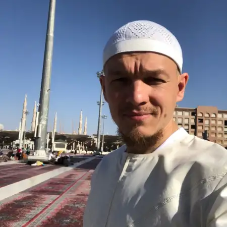 Rustem, 37Ресей 