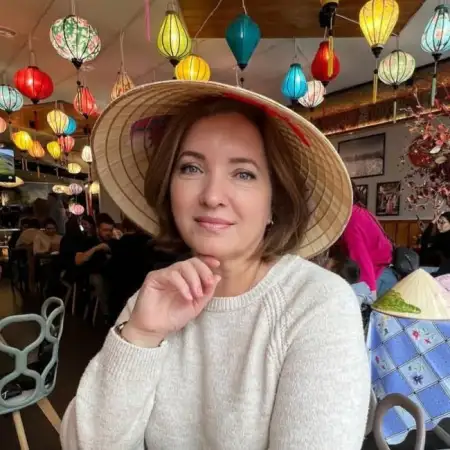 Nailya, 55Ресей 