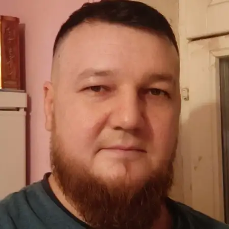 Denis, 41Ресей 