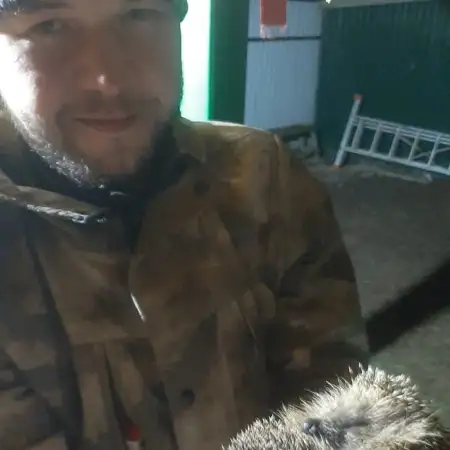 Azat, 36Ресей
