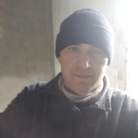 Ilnur, 42Ресей 