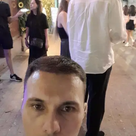 Karim, 41Ресей 