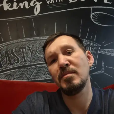 Ilham, 49Ресей 