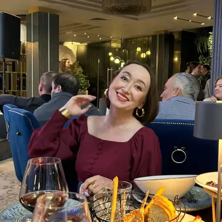 Julia, 43Ресей