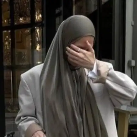 Guzel, 40Ресей