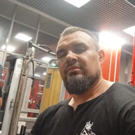 Niyaz, 40Ресей