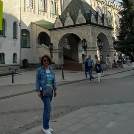 Elvira, 52Ресей