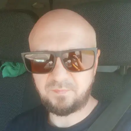 Albert, 42Ресей 