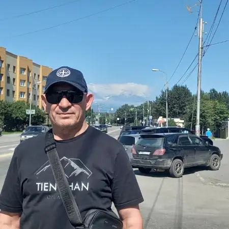 Adam, 58Ресей 
