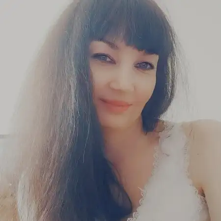 Elya, 46Ресей 