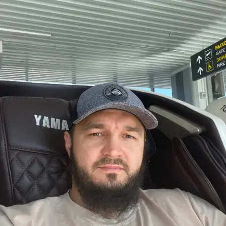 Rustam, 32Ресей 
