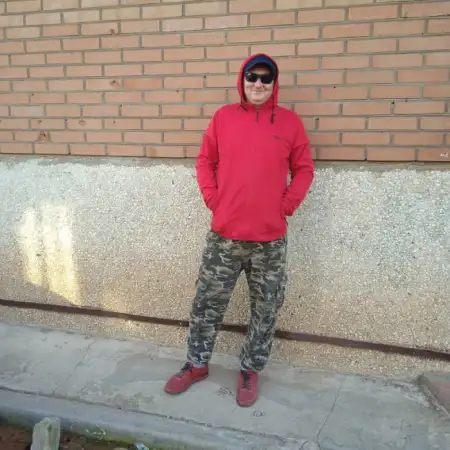 Ildar, 48Ресей 