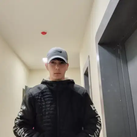 Davron, 23Ресей 