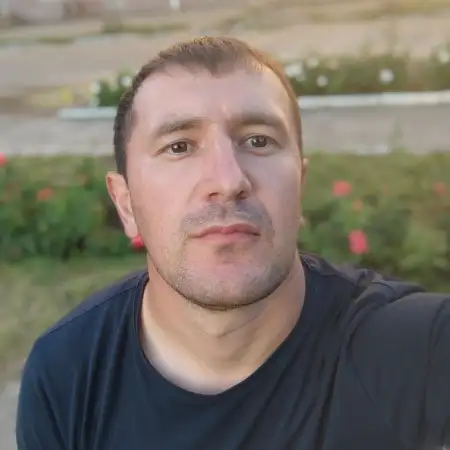 Renat, 38Ресей 