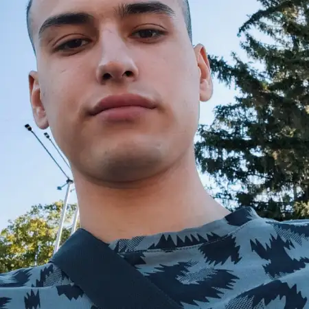 Ruslan, 26Ресей 
