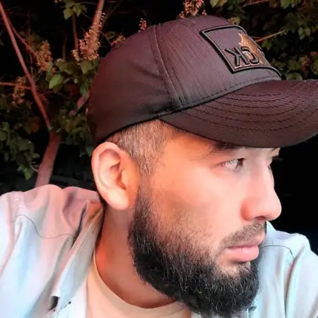 Abdulaziz, 35Польша