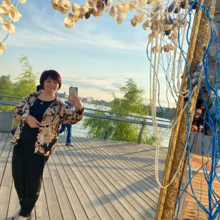 Liana, 52Ресей 