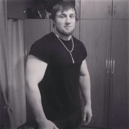 Amir, 33Ресей