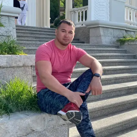 Rustam, 46Ресей