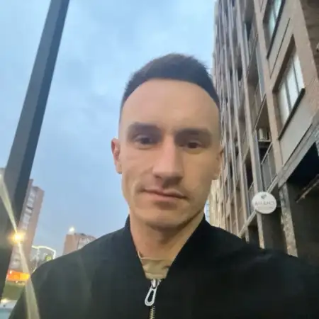 Kamil, 32 Ресей