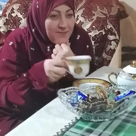 Madina, 49Ресей 