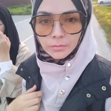 Aliya, 38Ресей