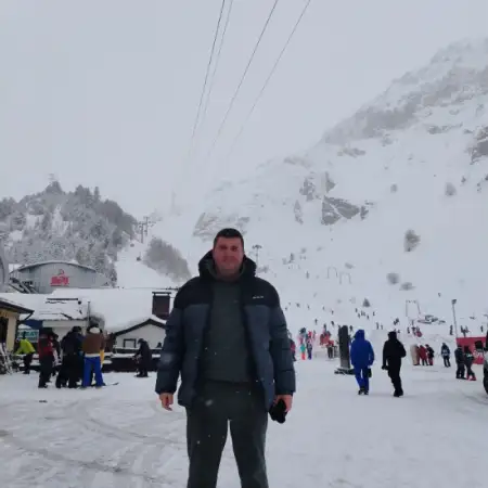 Ruzal, 44Ресей 
