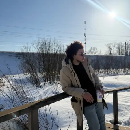 Mohamed, 25Ресей 
