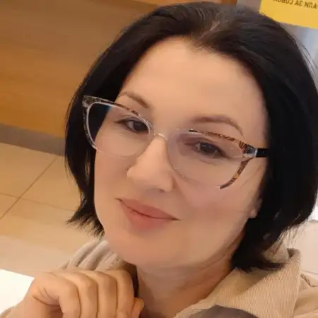 Aida, 48Ресей 