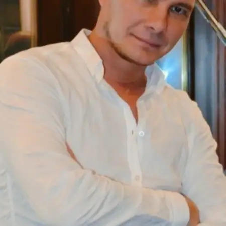 Ruslan, 46Ресей 